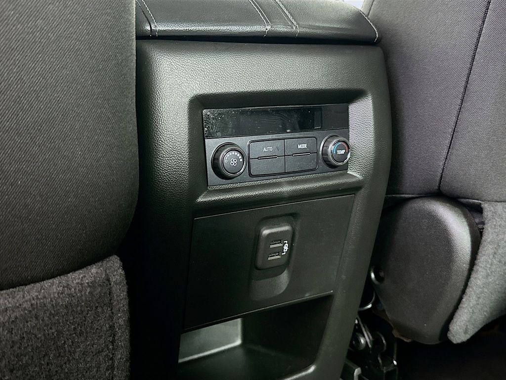 Thumbnail: 2023 Chevrolet Traverse - 22