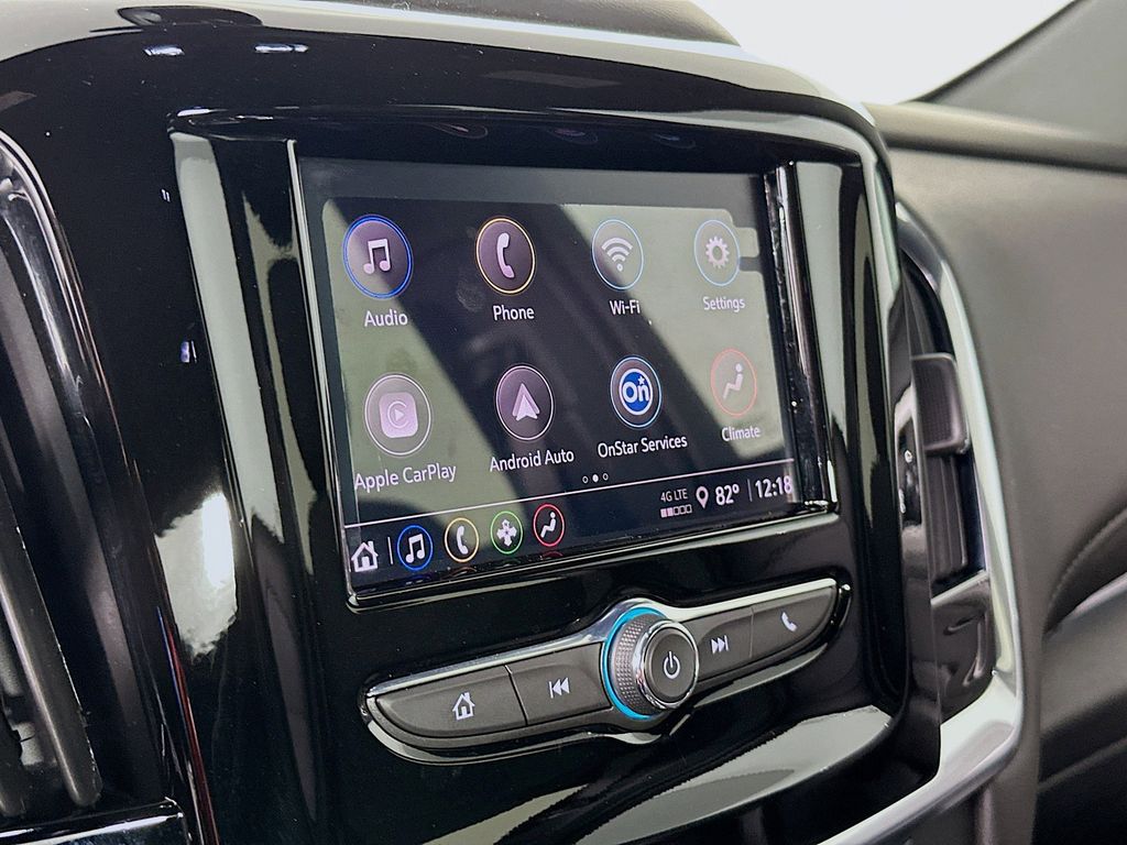 Thumbnail: 2023 Chevrolet Traverse - 16