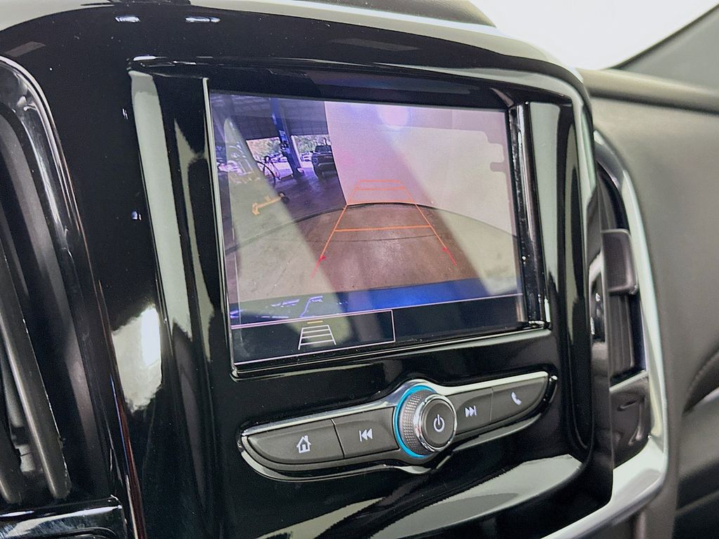 Thumbnail: 2023 Chevrolet Traverse - 28