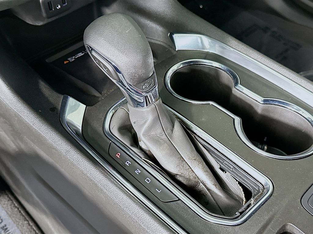 Thumbnail: 2023 Chevrolet Traverse - 17