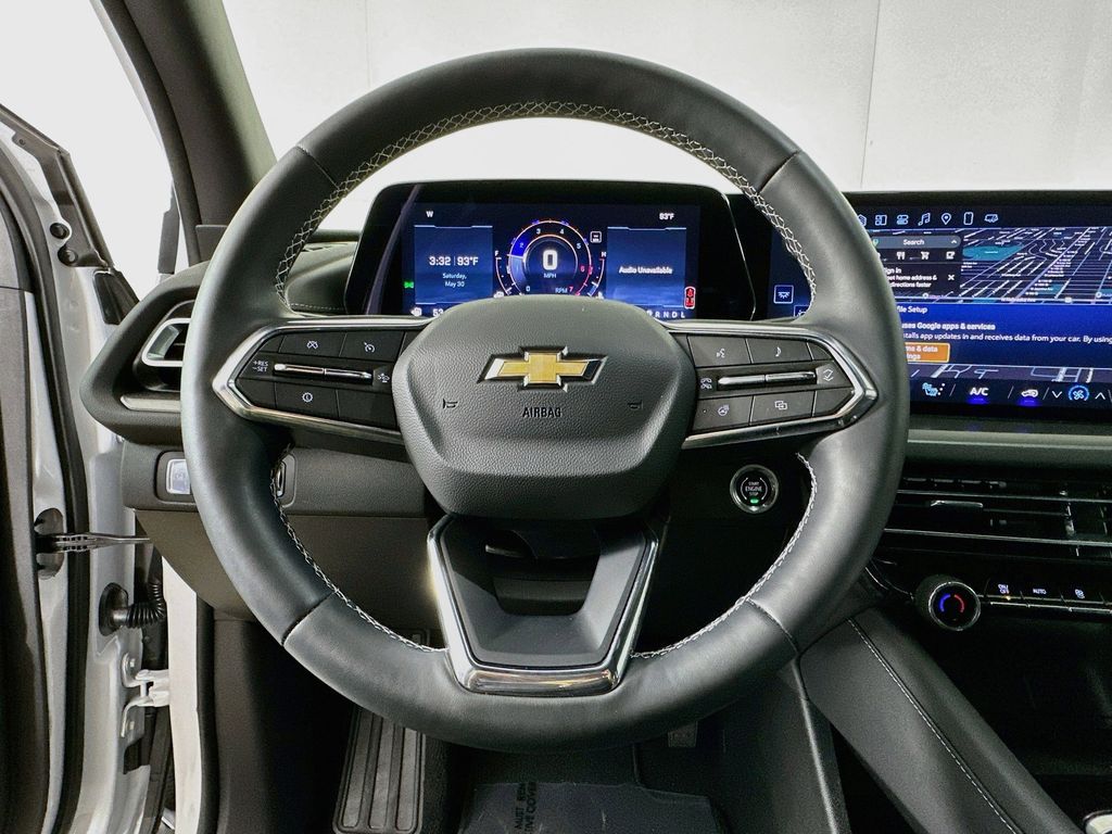 Thumbnail: 2025 Chevrolet Traverse - 15