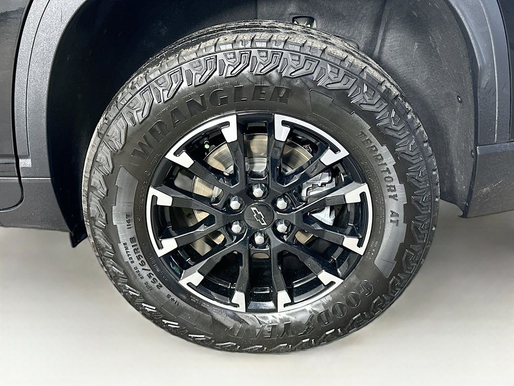 Thumbnail: 2025 Chevrolet Traverse - 8