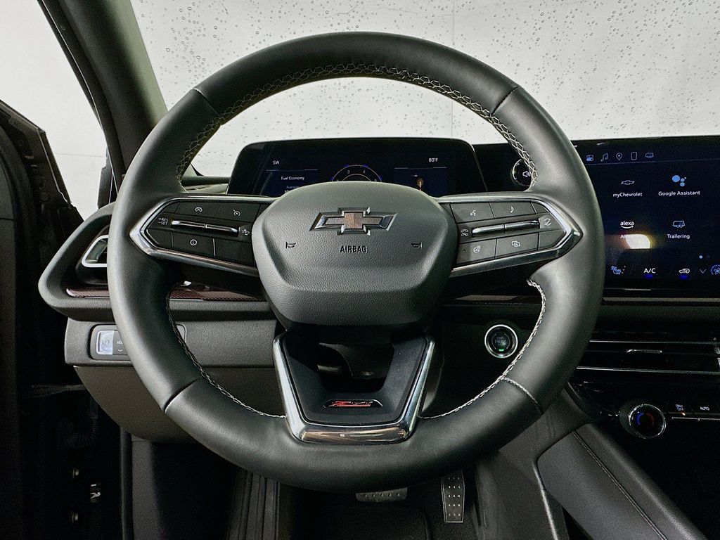 Thumbnail: 2025 Chevrolet Traverse - 15
