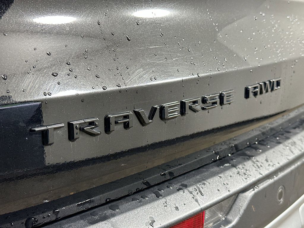 Thumbnail: 2025 Chevrolet Traverse - 7