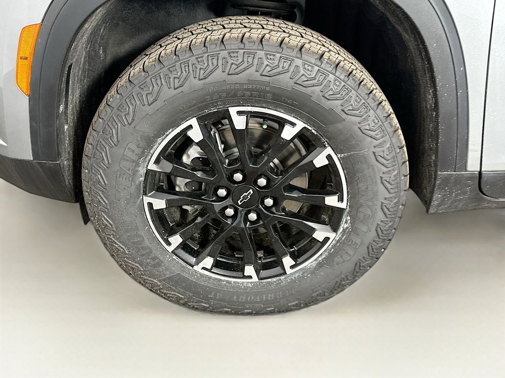 Thumbnail: 2025 Chevrolet Traverse - 8