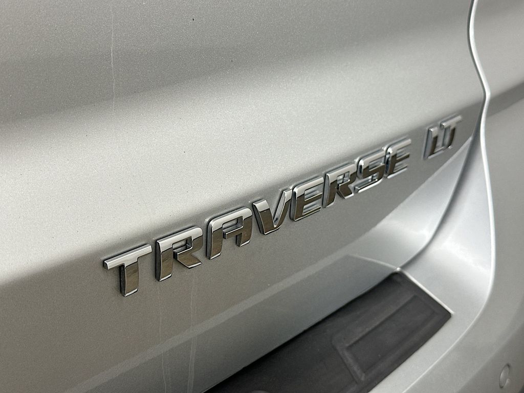 Thumbnail: 2015 Chevrolet Traverse - 6