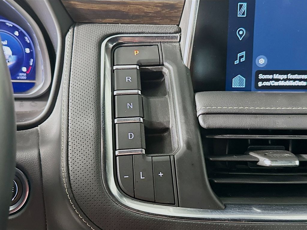 Thumbnail: 2023 Chevrolet Suburban - 16