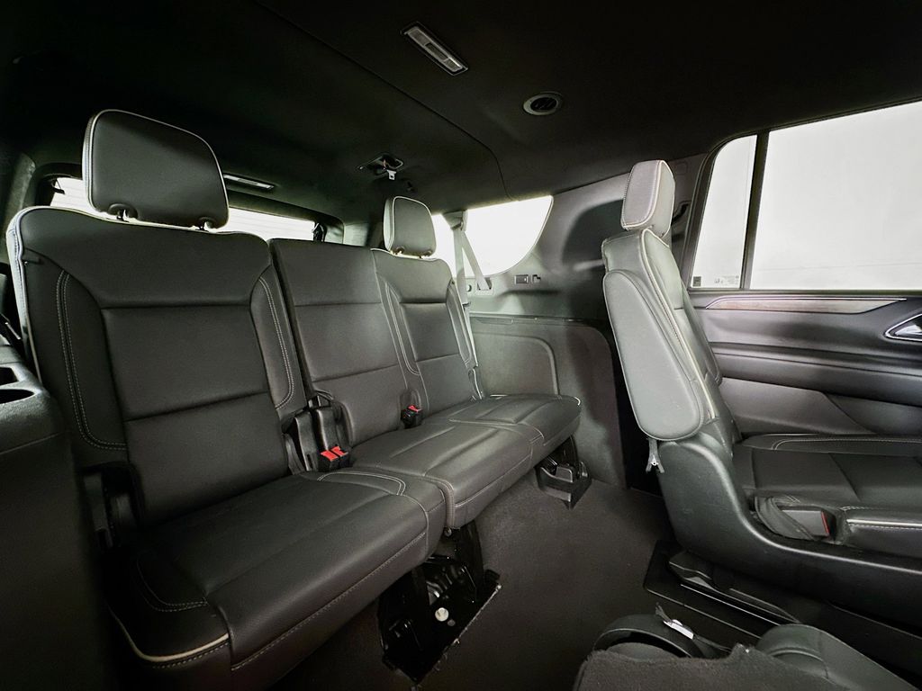 Thumbnail: 2023 Chevrolet Suburban - 34