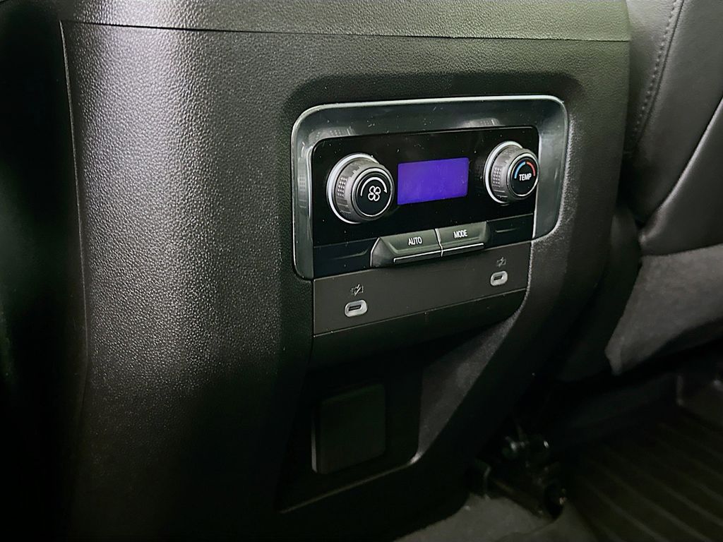 Thumbnail: 2023 Chevrolet Tahoe - 22