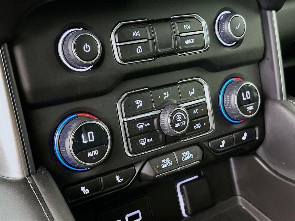 Thumbnail: 2023 Chevrolet Tahoe - 24