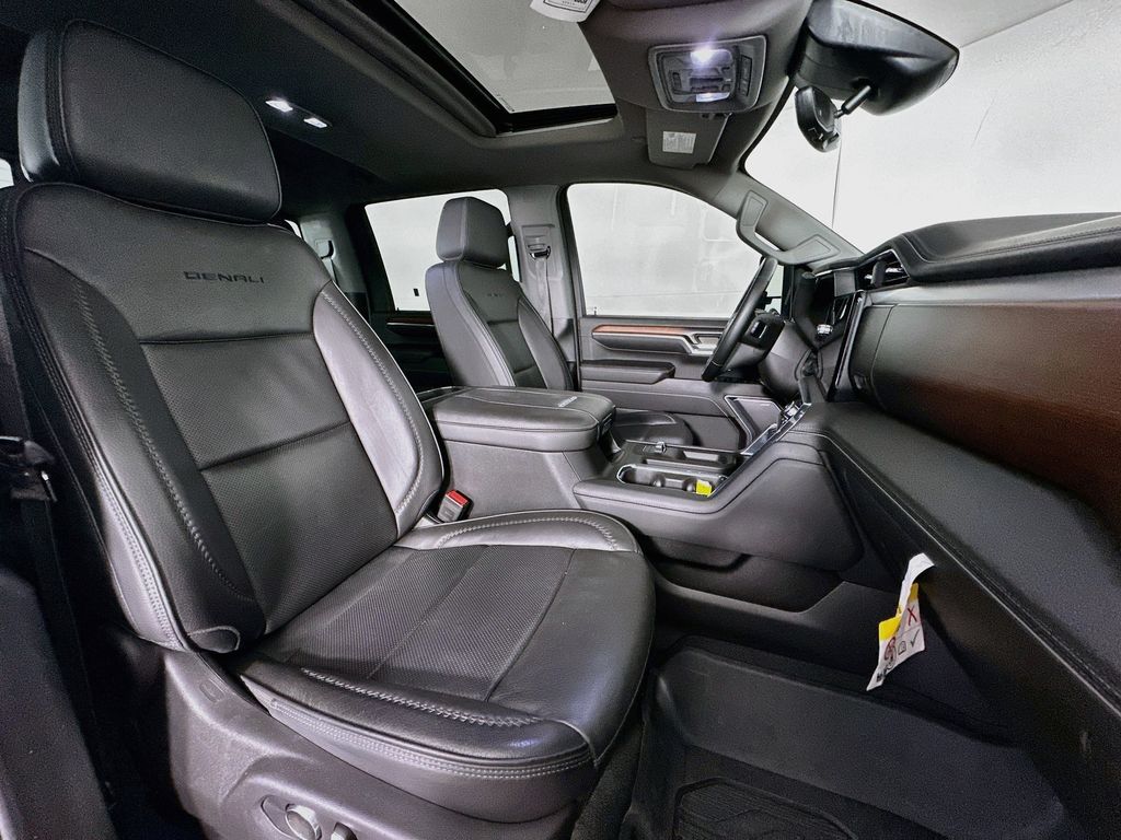 Thumbnail: 2024 GMC Sierra 3500 - 10