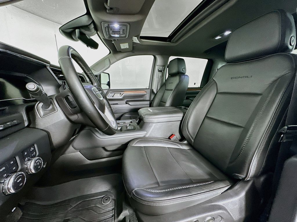 Thumbnail: 2024 GMC Sierra 3500 - 9