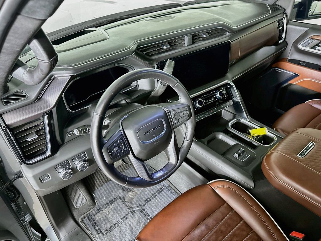 Thumbnail: 2024 GMC Sierra 2500 - 2