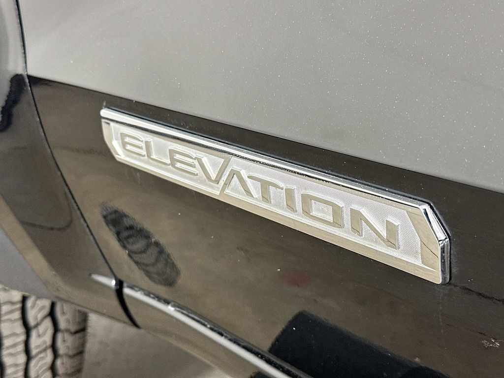 Thumbnail: 2023 GMC Canyon - 7