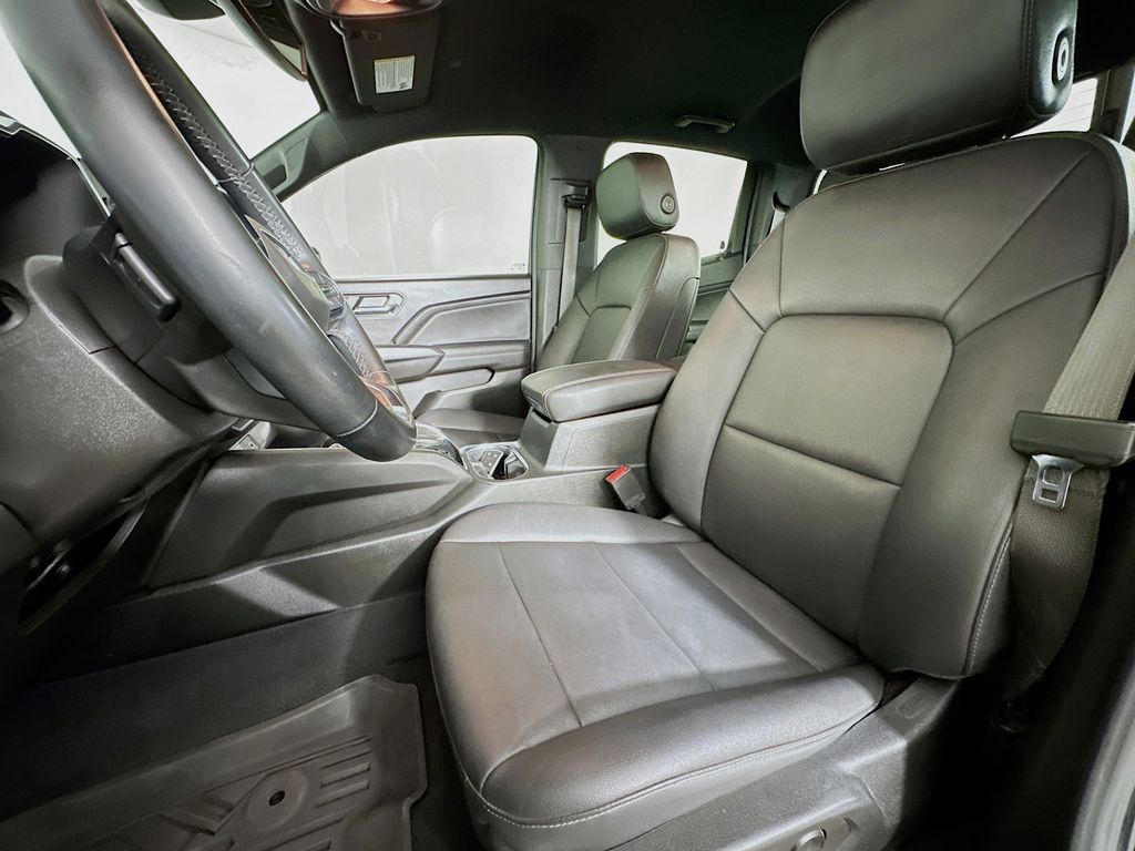 Thumbnail: 2023 GMC Canyon - 11