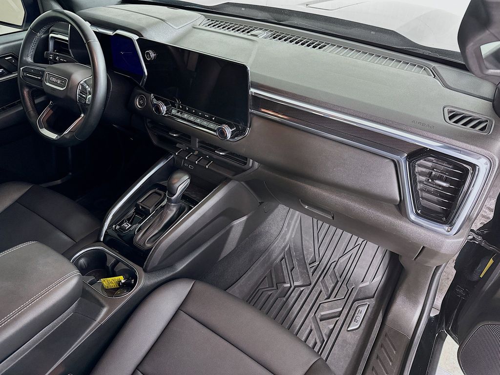 Thumbnail: 2023 GMC Canyon - 30