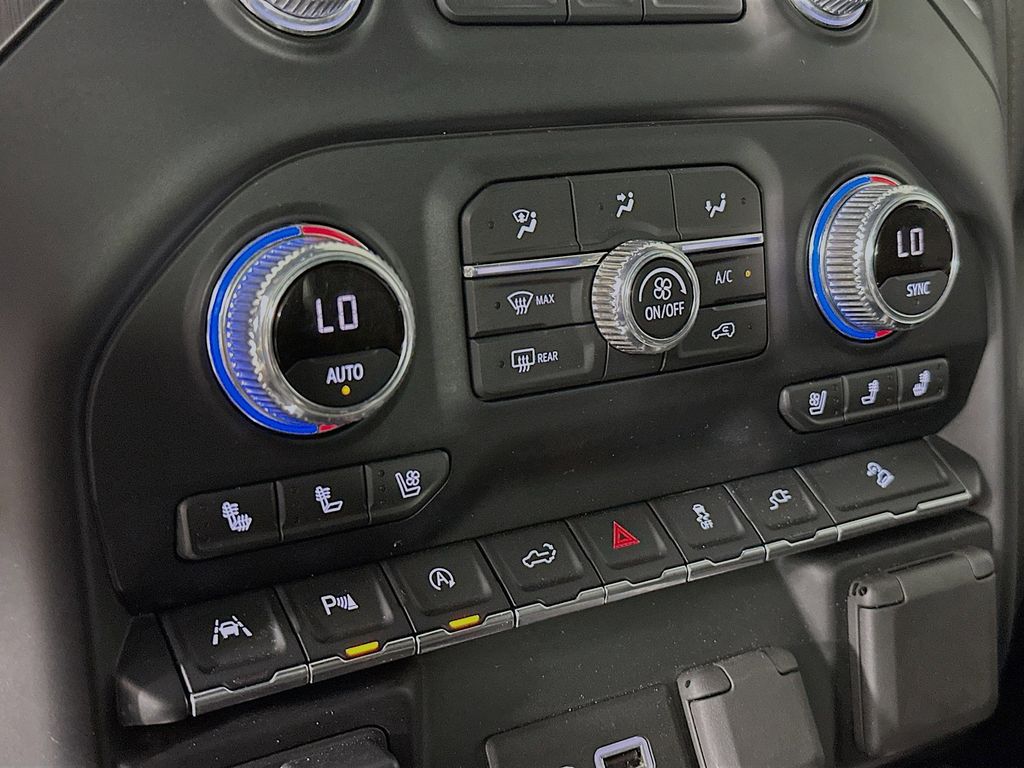 Thumbnail: 2020 GMC Sierra 1500 - 22