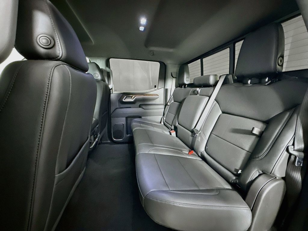 Thumbnail: 2026 GMC Sierra 1500 - 13