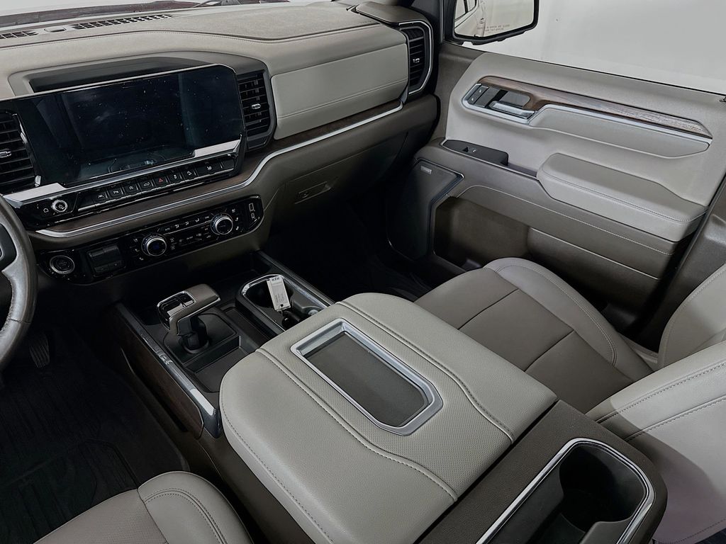 Thumbnail: 2022 GMC Sierra 1500 - 14