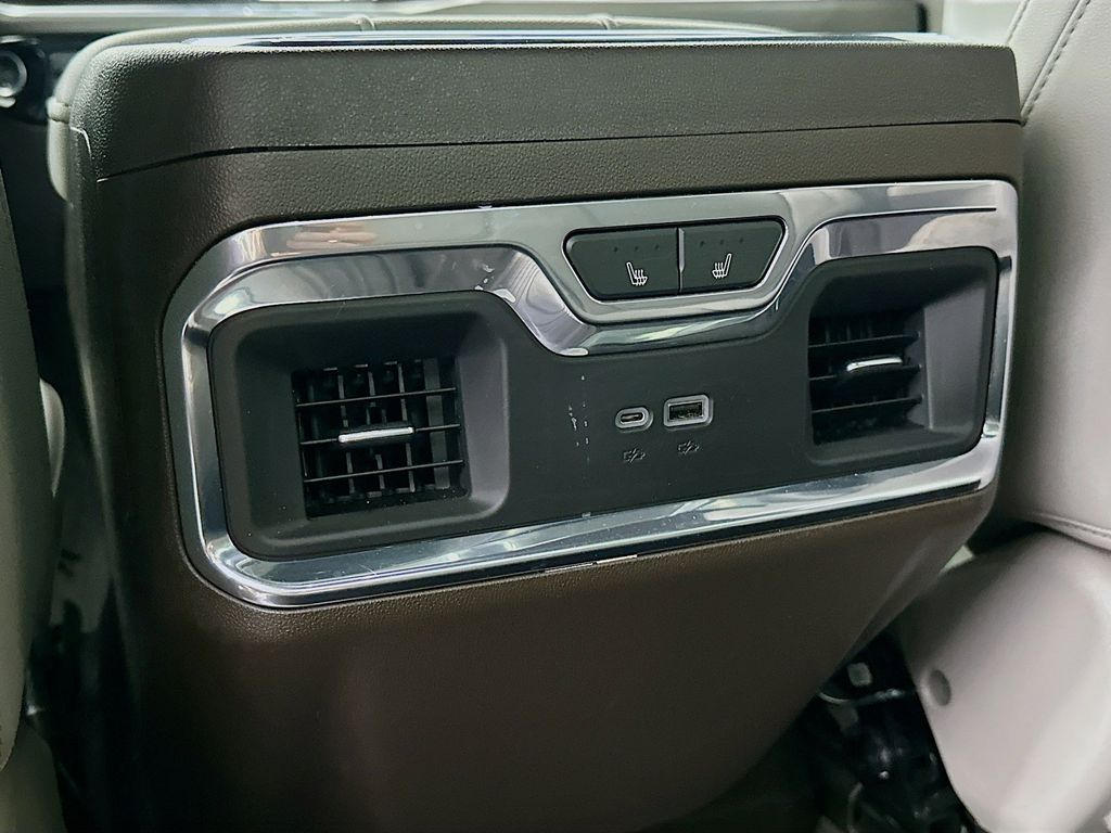 Thumbnail: 2022 GMC Sierra 1500 - 22