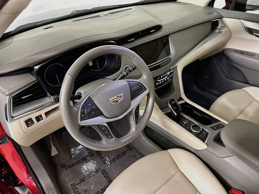 Thumbnail: 2021 Cadillac XT5 - 2
