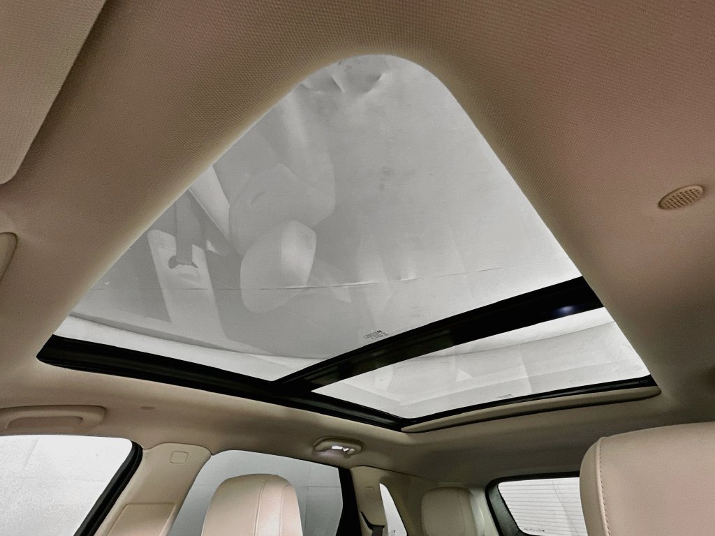 Thumbnail: 2021 Cadillac XT5 - 32