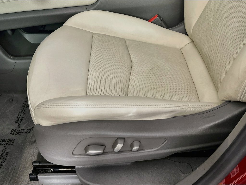 Thumbnail: 2021 Cadillac XT5 - 31