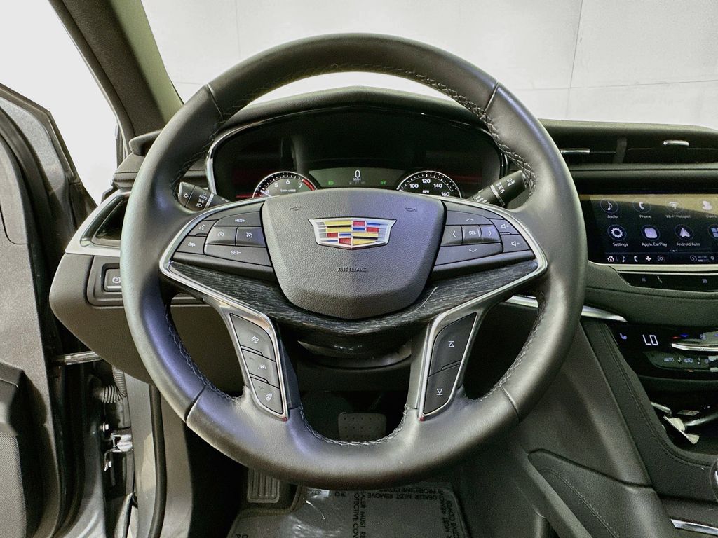 Thumbnail: 2021 Cadillac XT5 - 14