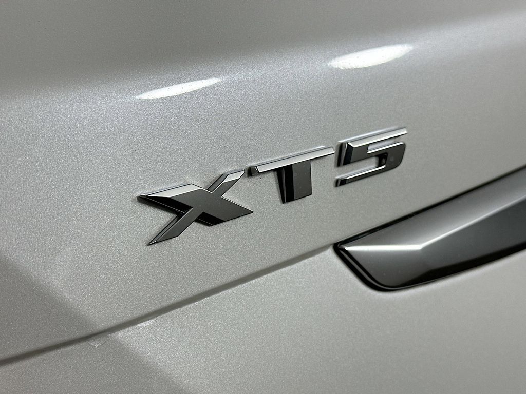 Thumbnail: 2022 Cadillac XT5 - 7