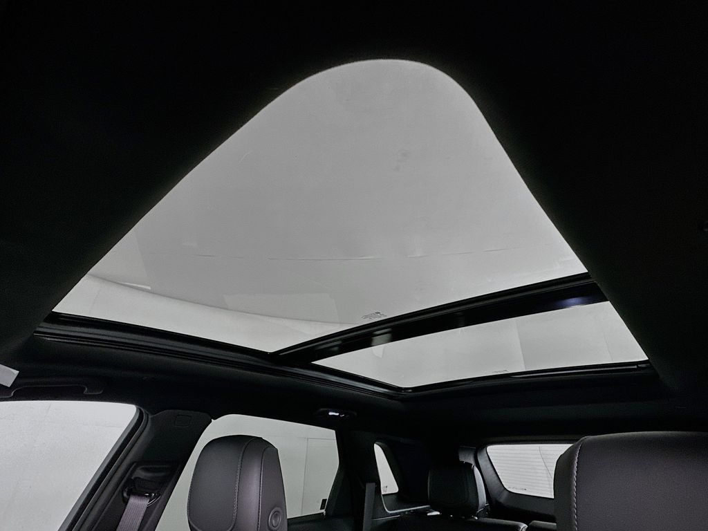 Thumbnail: 2024 Cadillac XT5 - 33