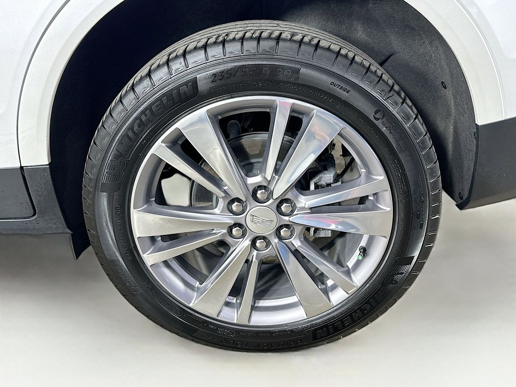 Thumbnail: 2024 Cadillac XT5 - 8