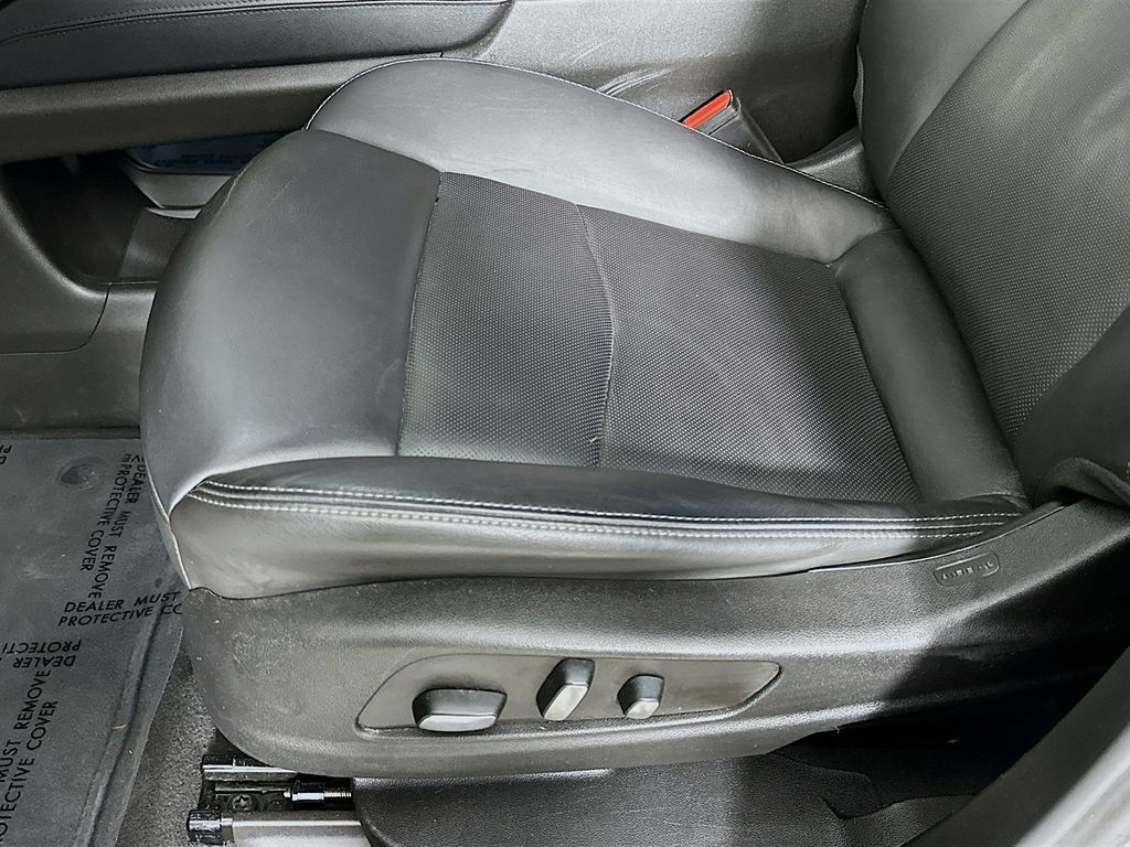 Thumbnail: 2023 Cadillac XT6 - 30