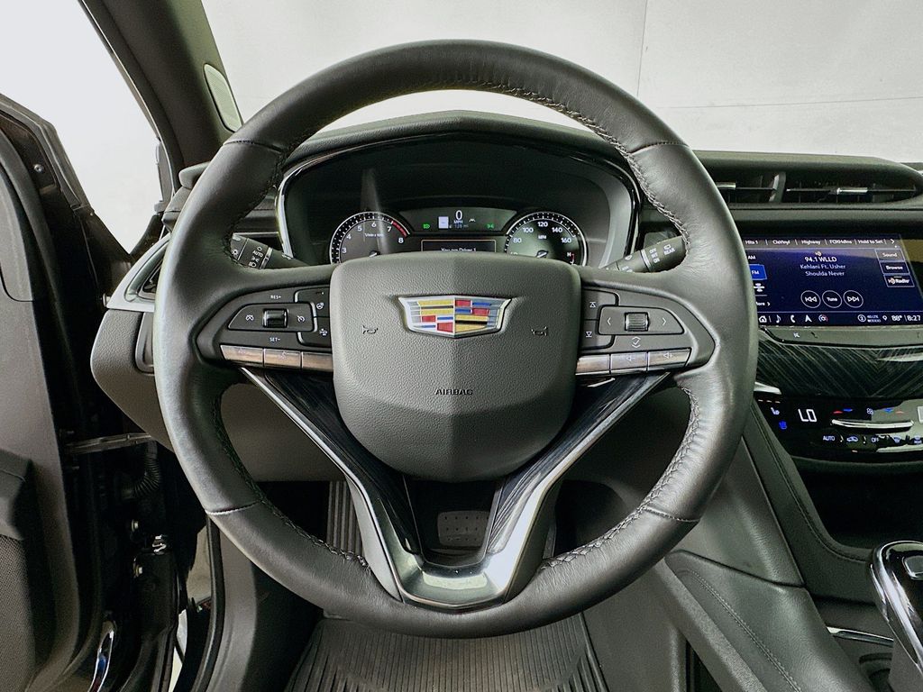 Thumbnail: 2024 Cadillac XT6 - 15