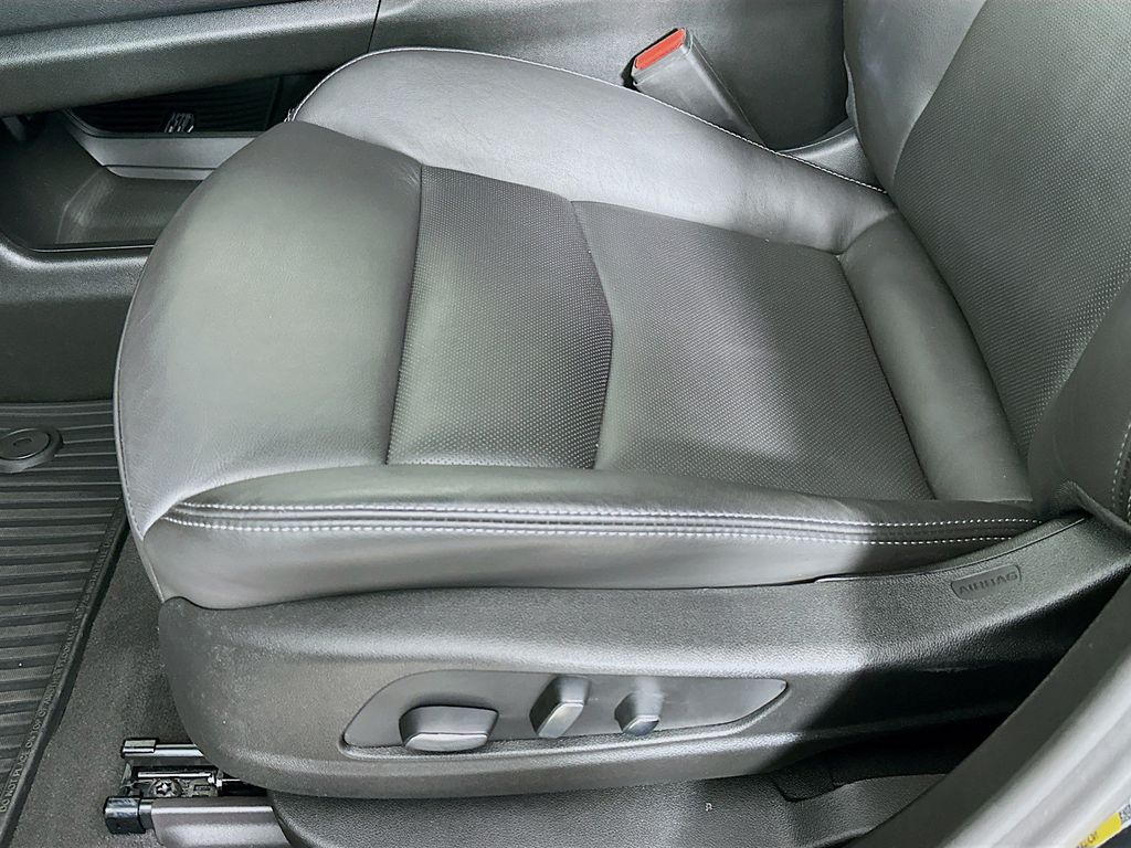 Thumbnail: 2024 Cadillac XT6 - 29