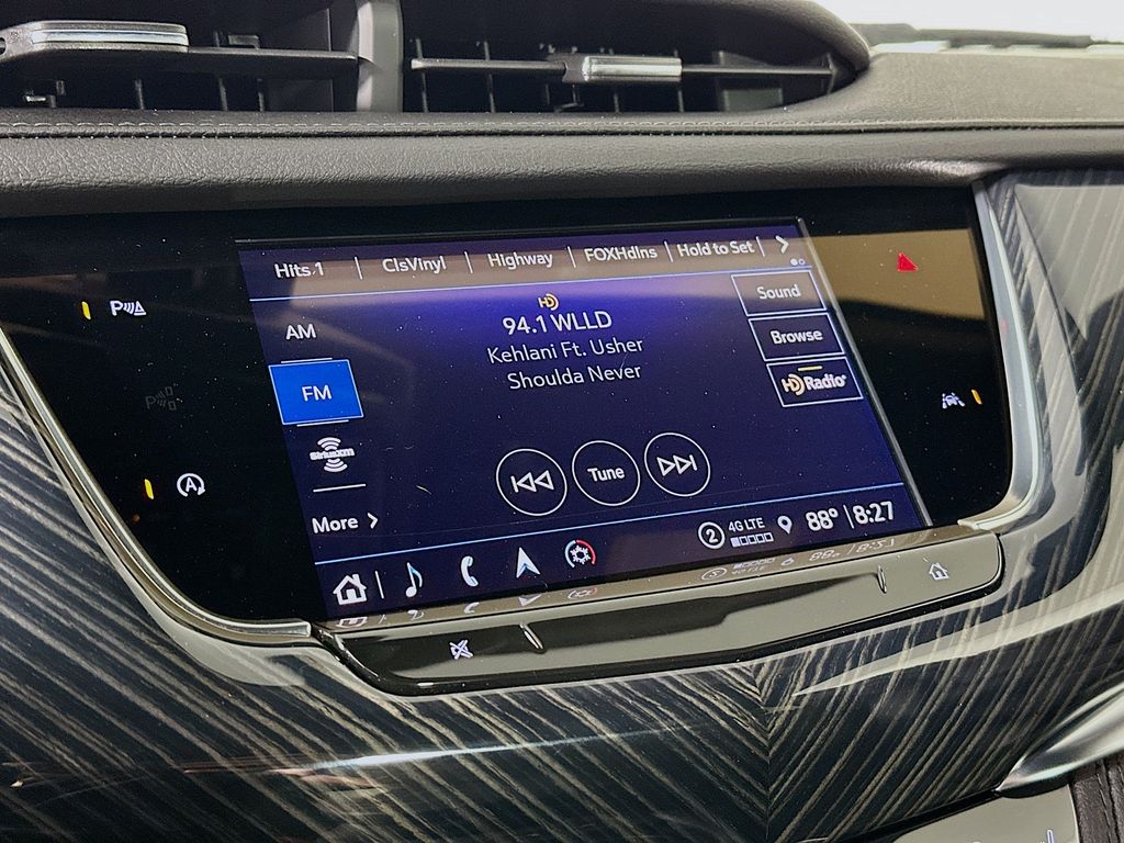 Thumbnail: 2024 Cadillac XT6 - 16