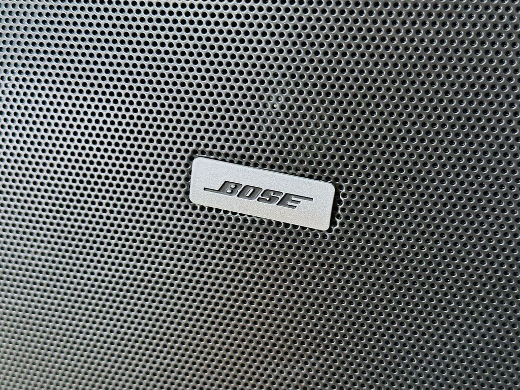 Thumbnail: 2024 Cadillac XT6 - 28