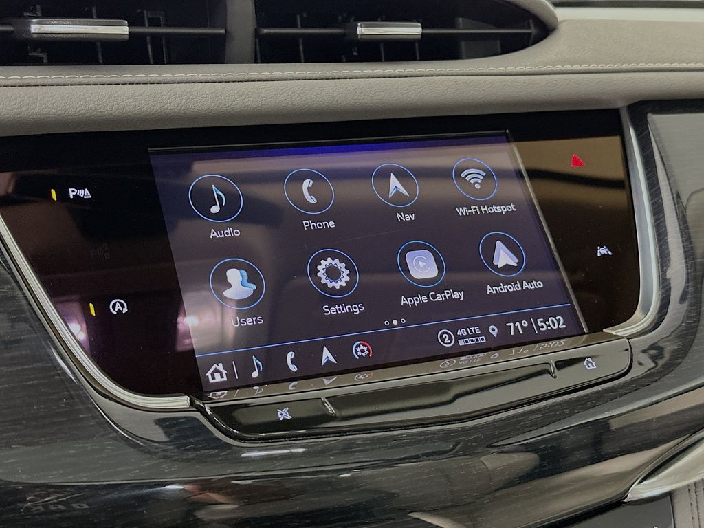 Thumbnail: 2024 Cadillac XT6 - 16
