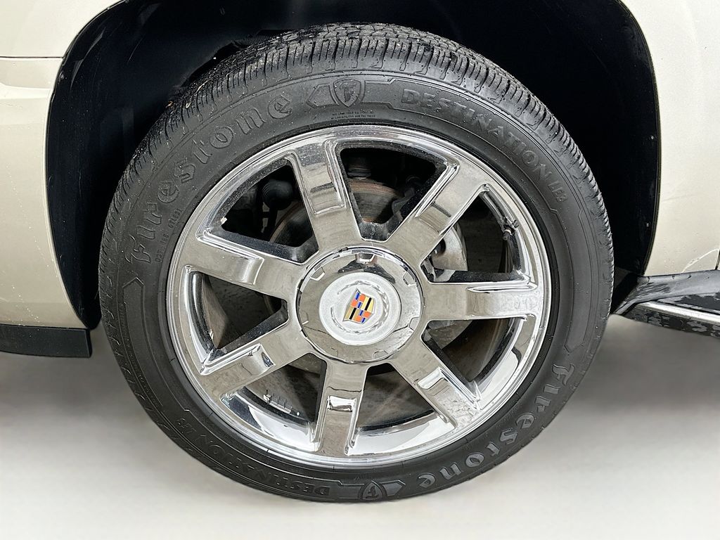 Thumbnail: 2014 Cadillac Escalade - 8