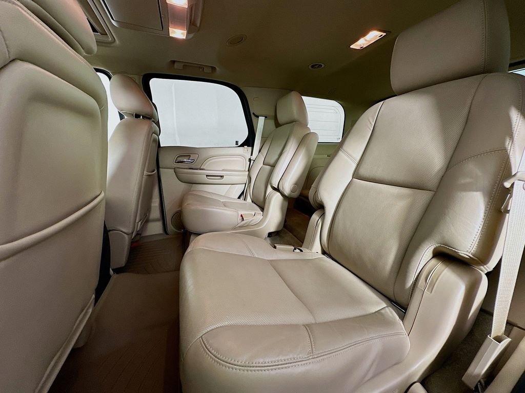 Thumbnail: 2014 Cadillac Escalade - 13