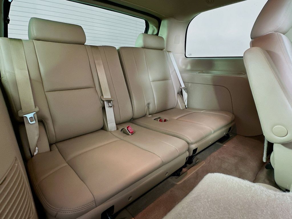 Thumbnail: 2014 Cadillac Escalade - 33