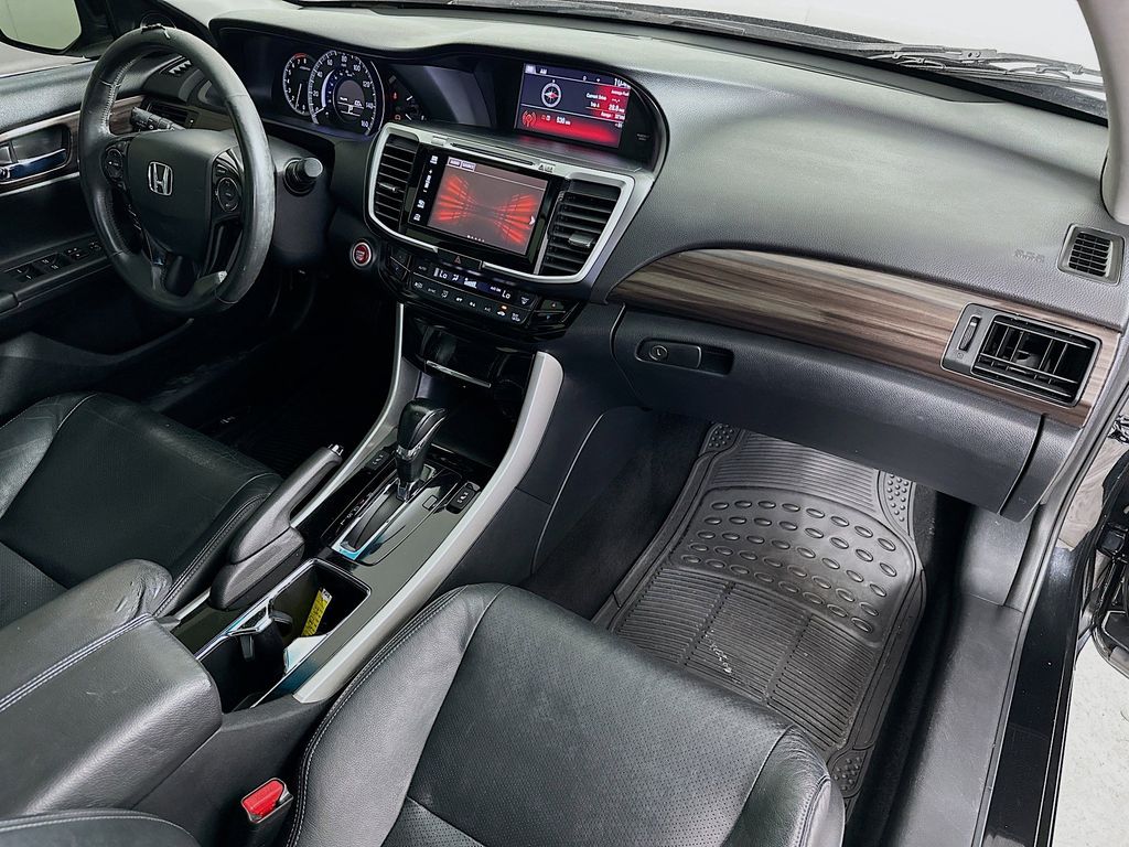 Thumbnail: 2016 Honda Accord - 14