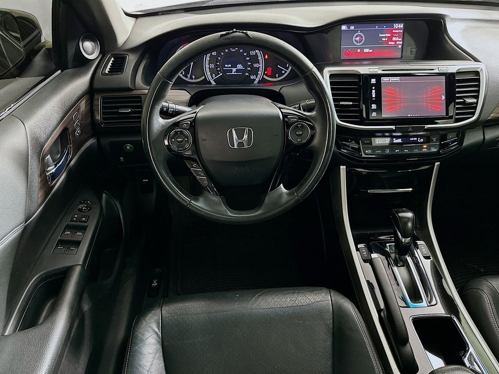 Thumbnail: 2016 Honda Accord - 32