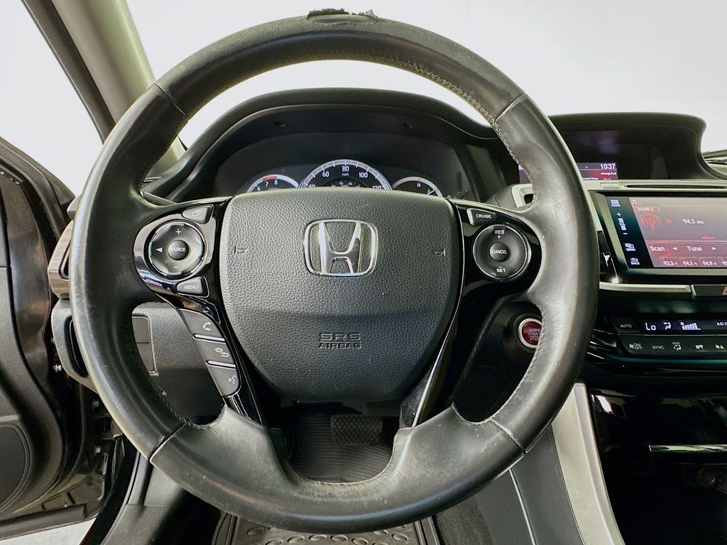 Thumbnail: 2016 Honda Accord - 13