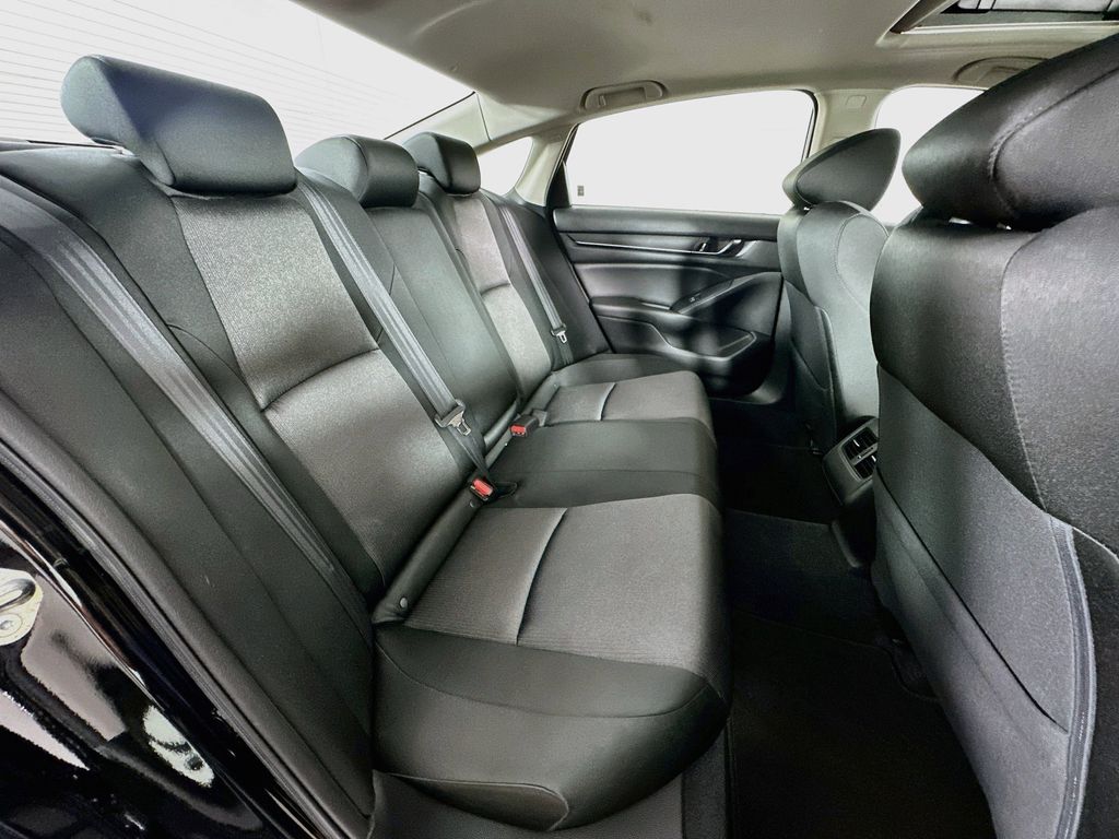 Thumbnail: 2020 Honda Accord - 32