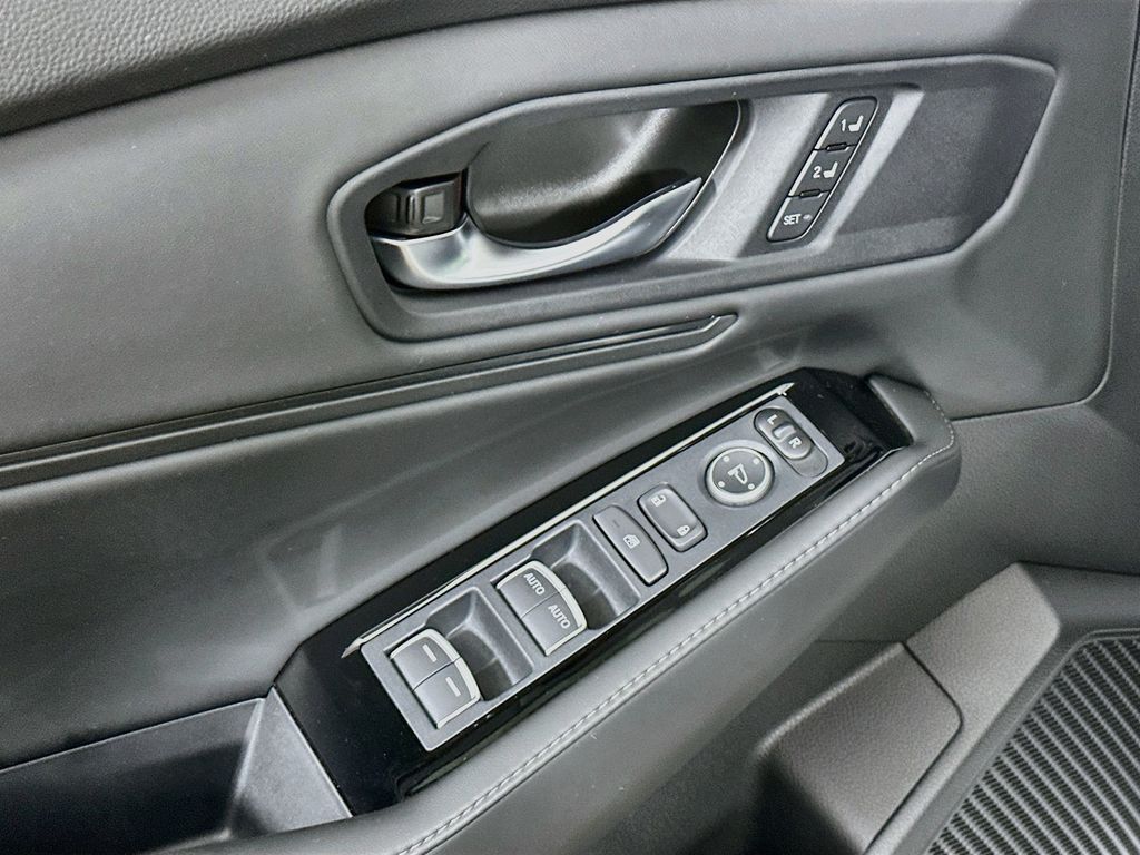 Thumbnail: 2024 Honda Accord - 30