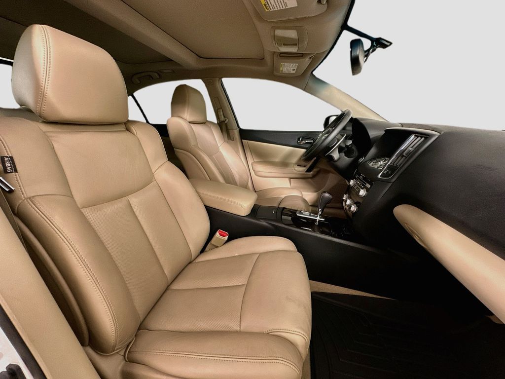 Thumbnail: 2014 Nissan Maxima - 12