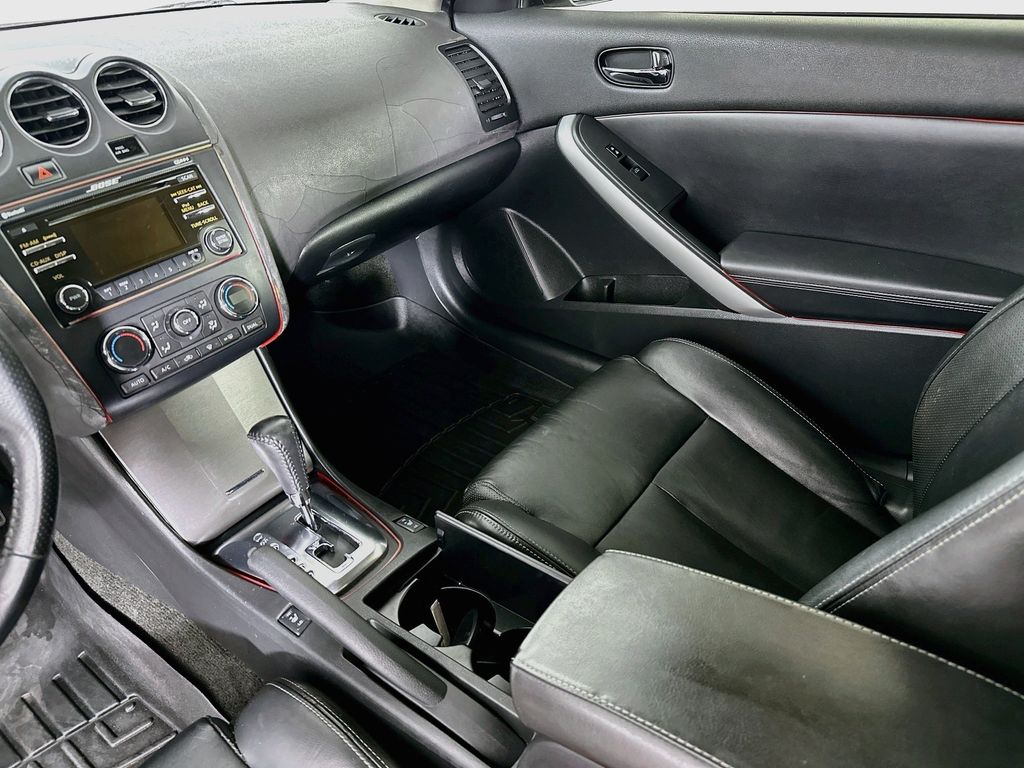 Thumbnail: 2012 Nissan Altima - 14