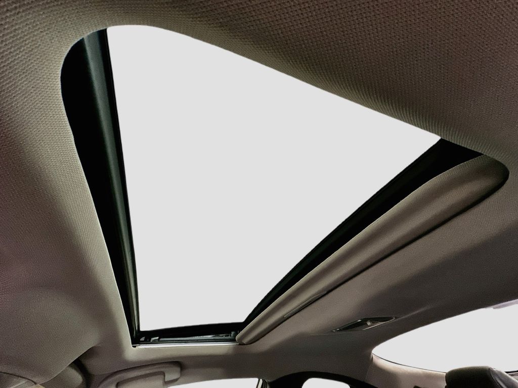 Thumbnail: 2012 Nissan Altima - 30