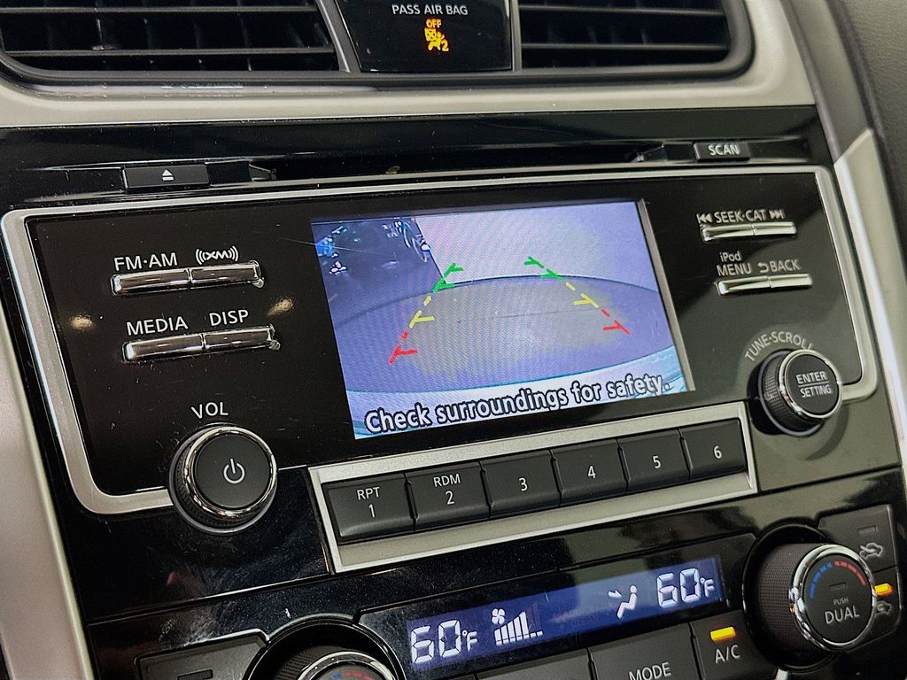 Thumbnail: 2018 Nissan Altima - 28