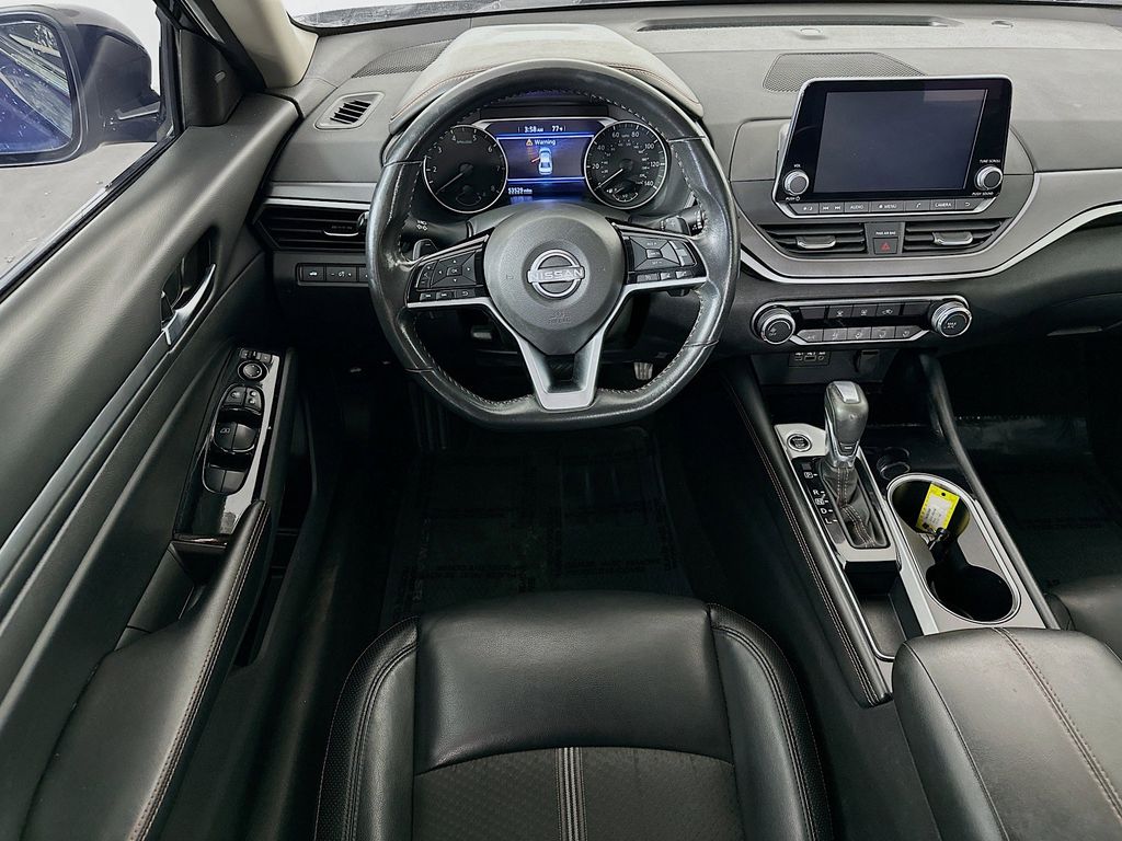 Thumbnail: 2024 Nissan Altima - 9